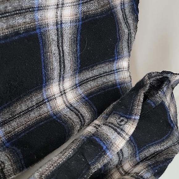 3/$15 Deal 🎉 VSTR ⭐️ Flannel Button Collar Hooded Shirt - Size S - Picture 3 of 7